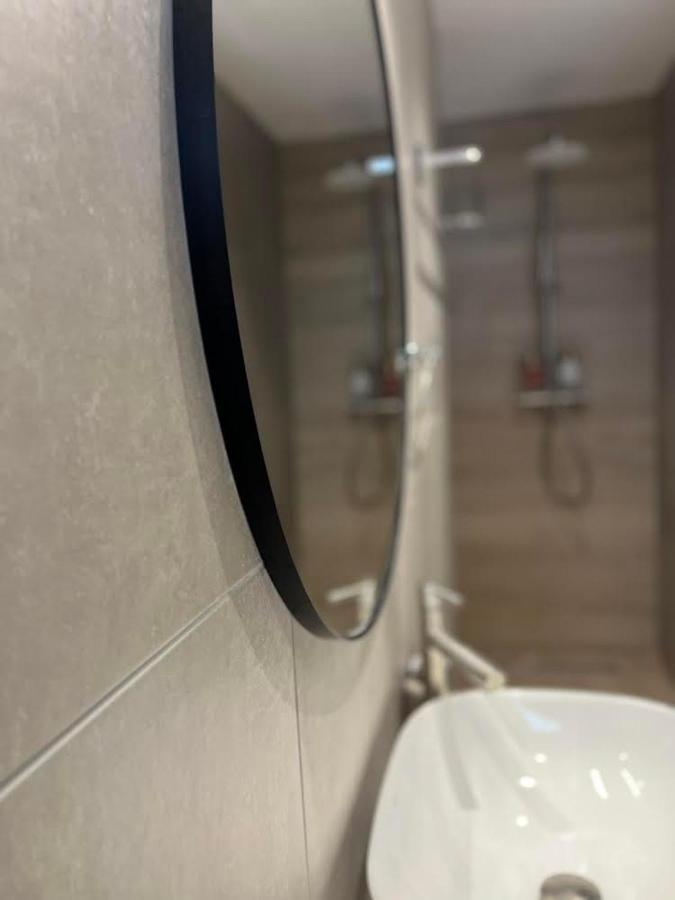 Marine'S Luxury Home 2 Votsi  Екстериор снимка